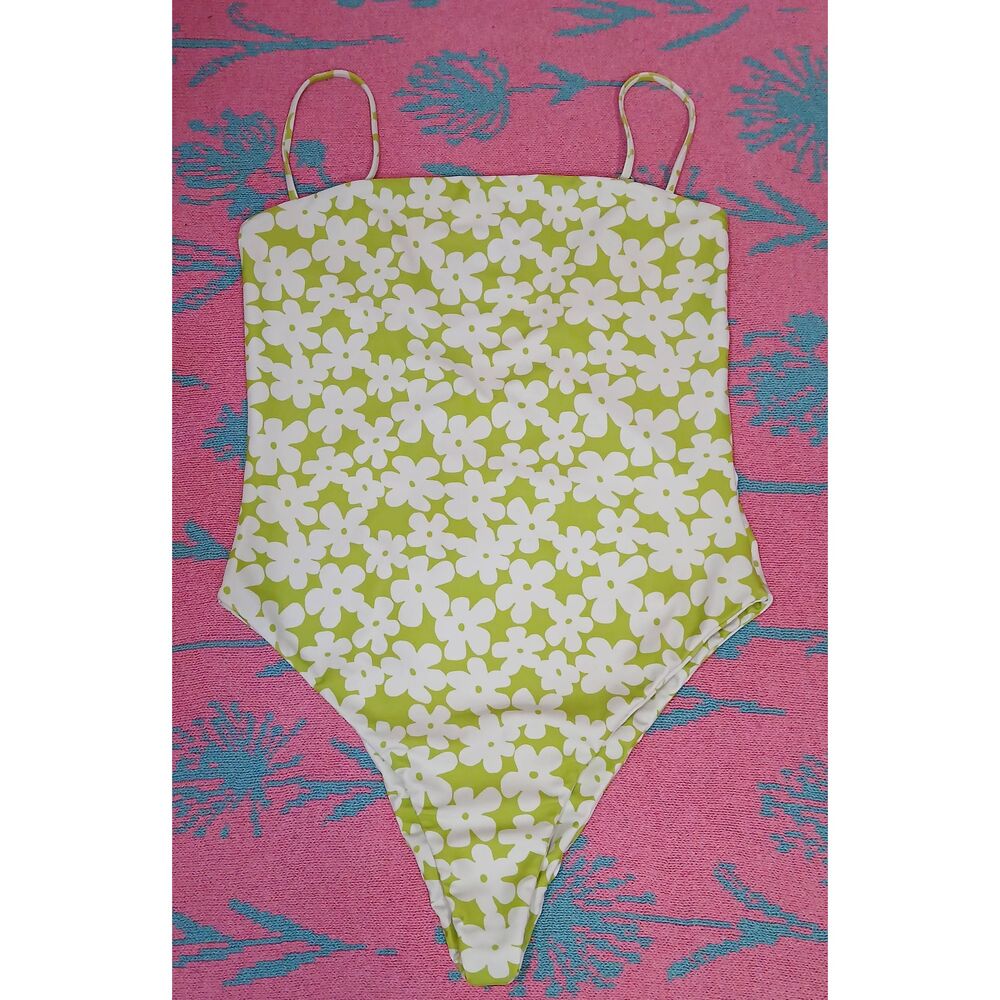 Summer label womens medium square neck swimsuit green white floral onepiece
